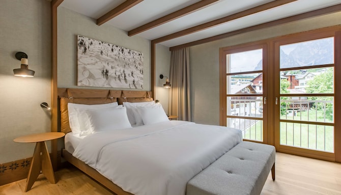 Grand Hotel Savoia Cortina d'Ampezzo, A Radisson Collection Hotel - Premier Suite