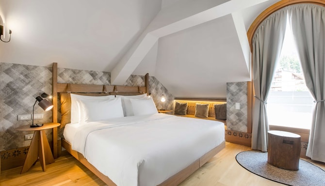 Grand Hotel Savoia Cortina d'Ampezzo, A Radisson Collection Hotel - Royal Suite