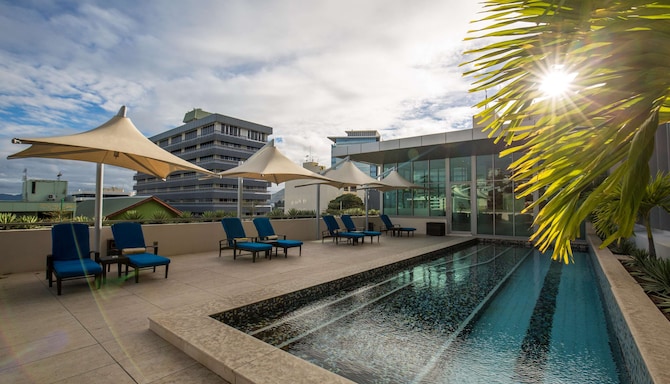 Grand Papua Hotel, a member of Radisson Individuals - Pool