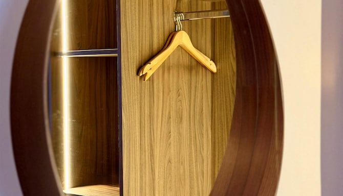 Green hotel, a member of Radisson Individuals - Bedroom Detail Mirror