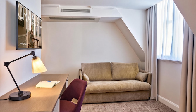 Guild Hotel Bloomsbury - Junior Suite