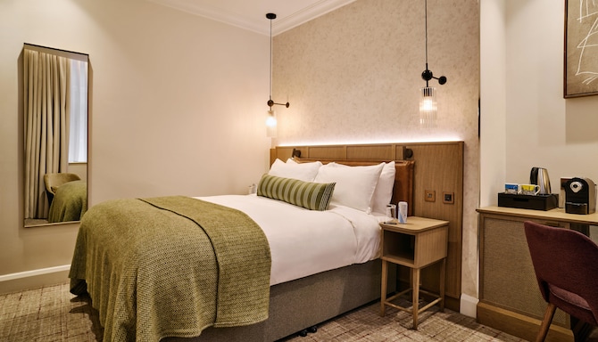 Guild Hotel Fitzrovia - Superior Double