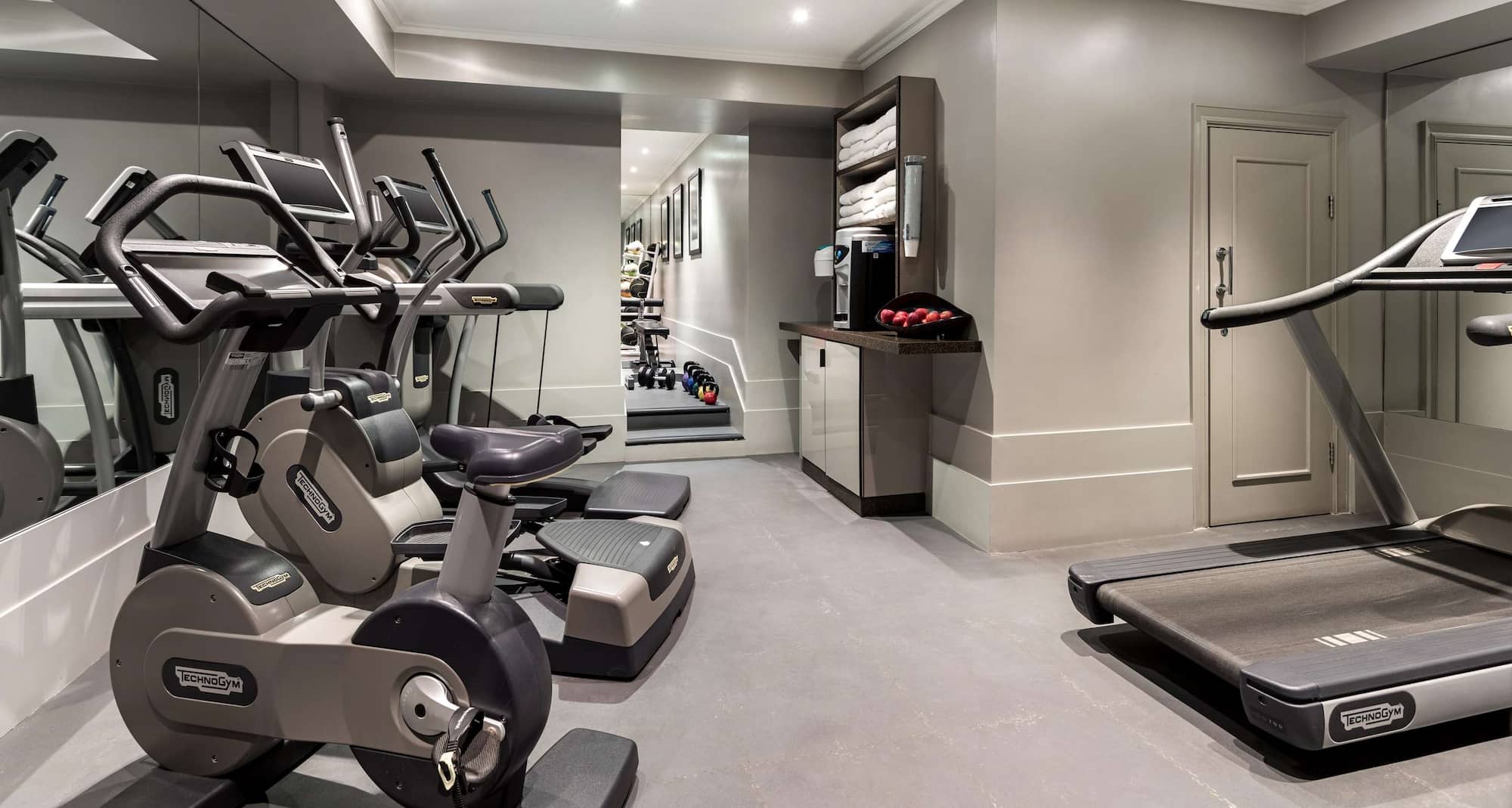 Radisson Blu Hotel, London Euston Square - Fitnessraum