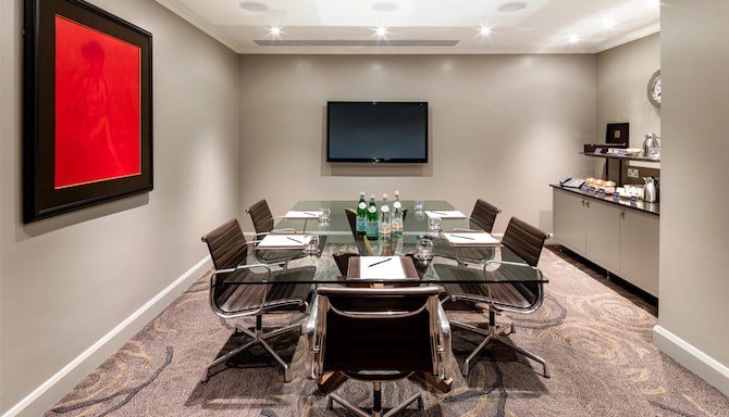 Cleveland Suite 