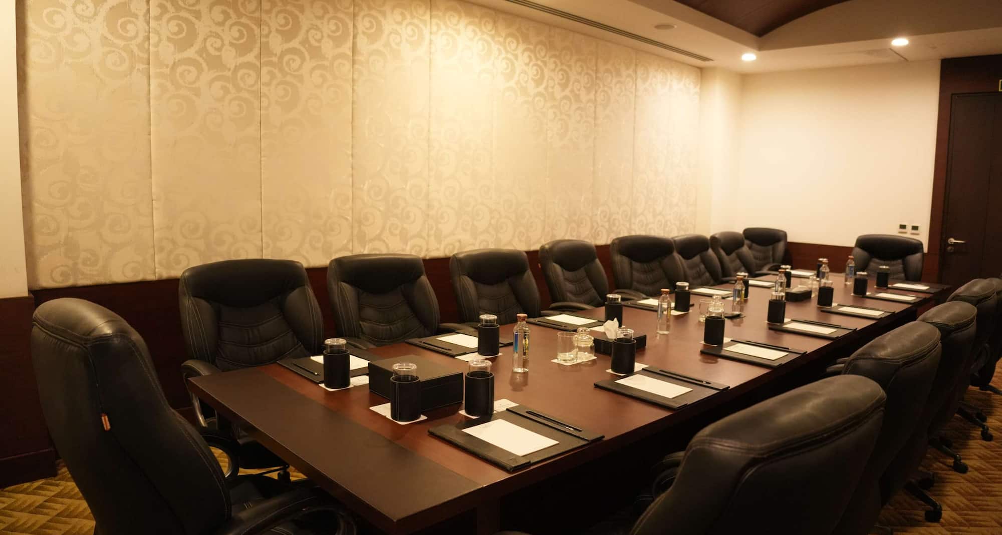 Country Inn and Suites by Radisson, Gurugram Sohna Road - DSC