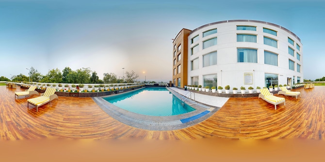 Poolside Deck