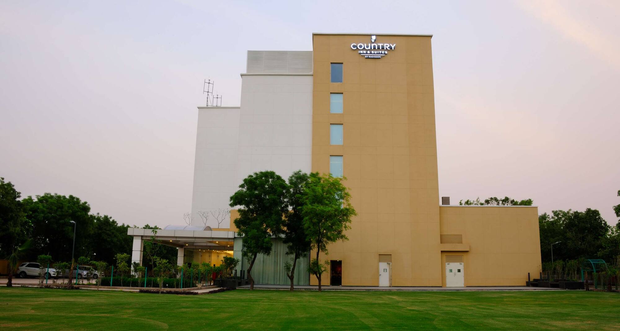 Country Inn andamp; Suites by Radisson, Gurugram Sohna Road - Hotel Exterior