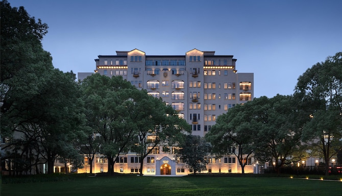 Haig Court - Exterior view