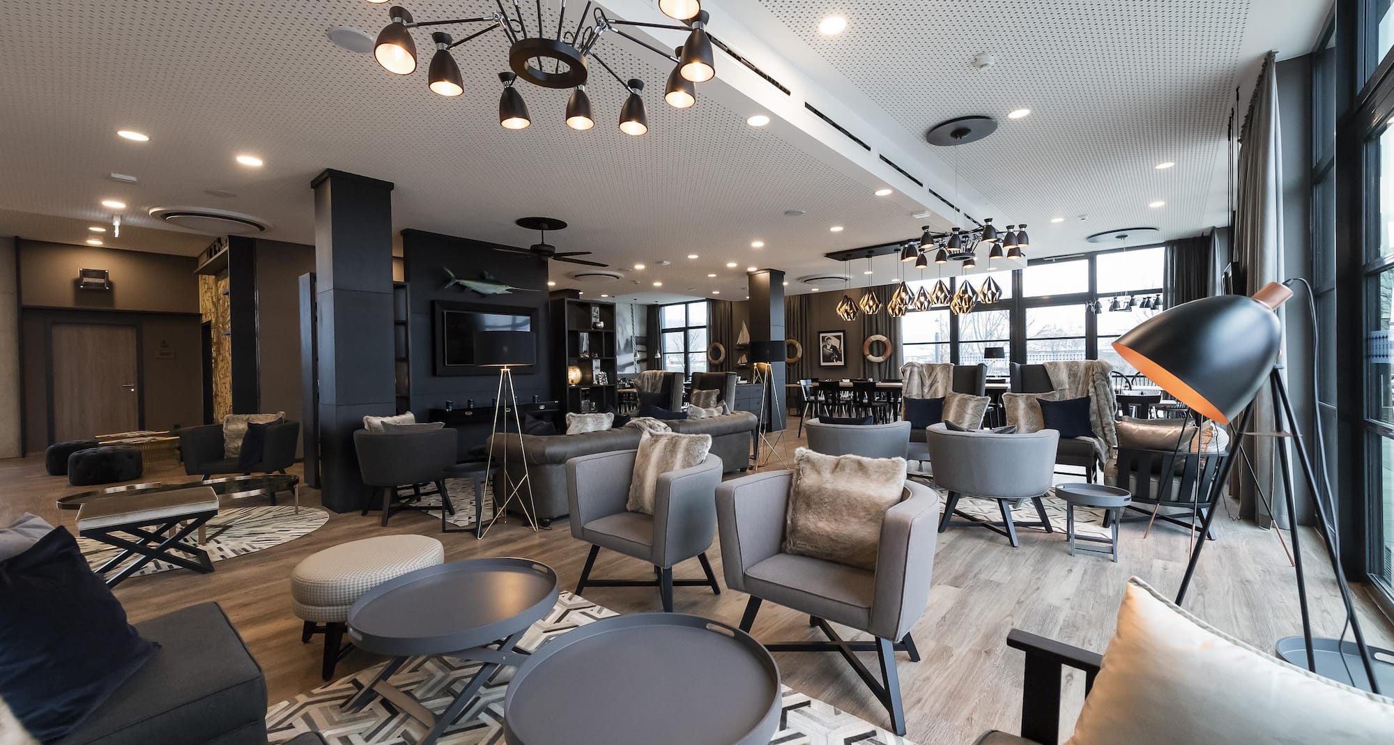 HARBR. Hotel Heilbronn, a member of Radisson Individuals - Lobby & Restaurant Living Room