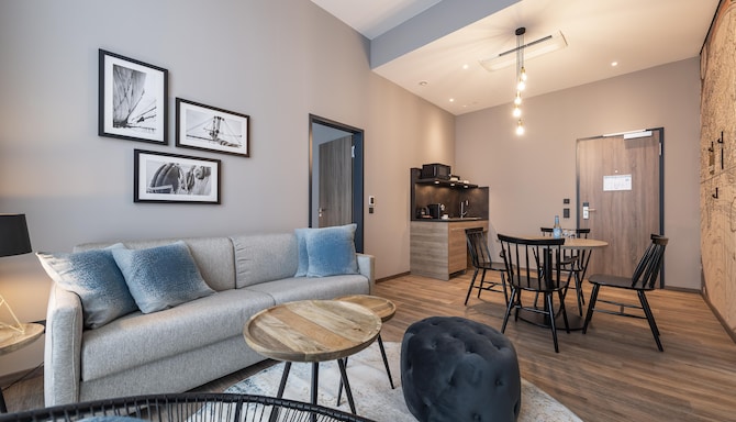 HARBR. Hotel Heilbronn, a member of Radisson Individuals - Junior Suite