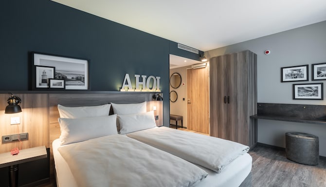 HARBR. Hotel Ludwigsburg, a member of Radisson Individuals - Superior Room Accessible