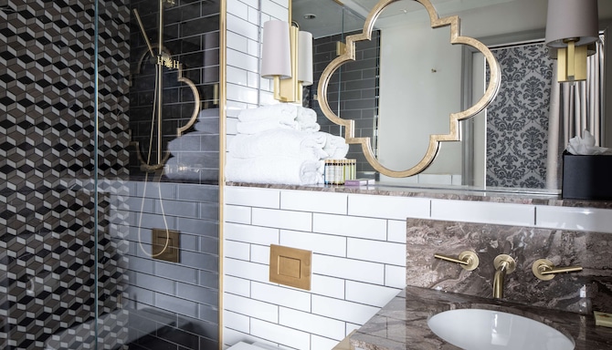 Henrietta House, a member of Radisson Individuals - Bathroom