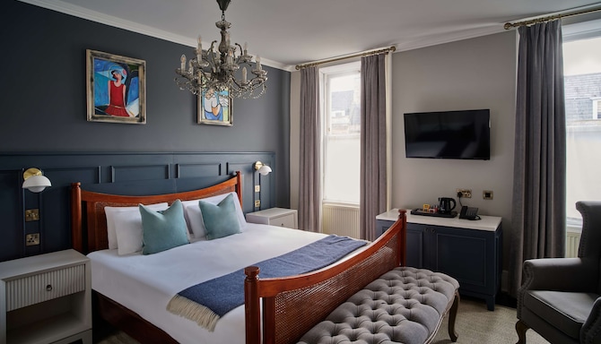 Henrietta House, a member of Radisson Individuals - Traditional Superior Room