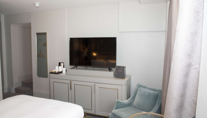 Henrietta House, a member of Radisson Individuals - Boutique Triple Room
