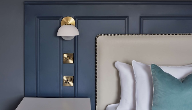 Henrietta House, a member of Radisson Individuals - Traditional Suite - Two Bedroom