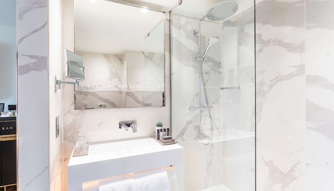 Holmes Hotel London - Guest room