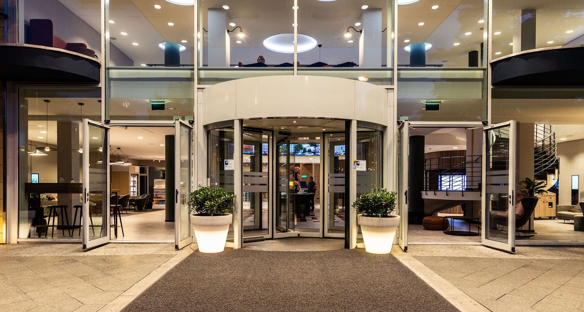 Hotel Berlin, Berlin, a member of Radisson Individuals - Entrance