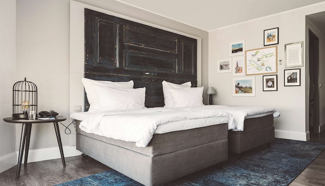 Hotel Berlin, Berlin, a member of Radisson Individuals - Standard Room with twin beds
