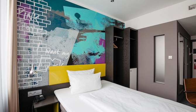 Hotel Berlin, Berlin, a member of Radisson Individuals - Individual Room