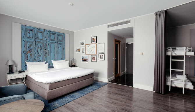 Hotel Berlin, Berlin, a member of Radisson Individuals - Premium Family Room