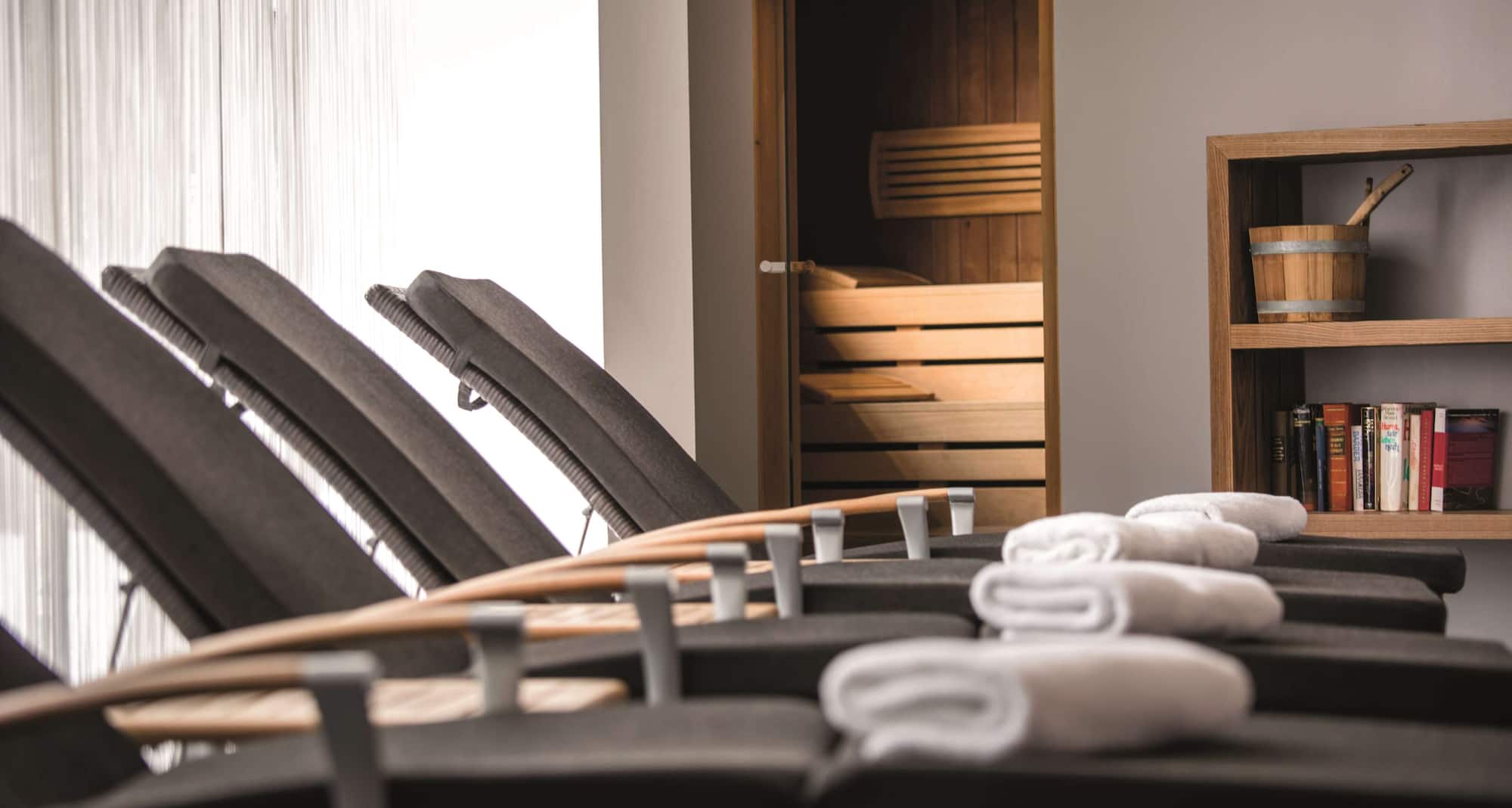 Hotel Berlin, Berlin, a member of Radisson Individuals - Wellness area