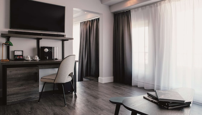 Hotel Berlin, Berlin, a member of Radisson Individuals - One Bedroom Suite