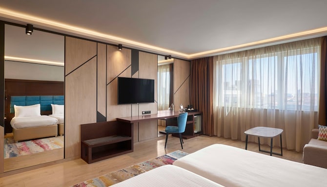 Choose an elegant room with a view in Plovdiv | Radisson Hotels