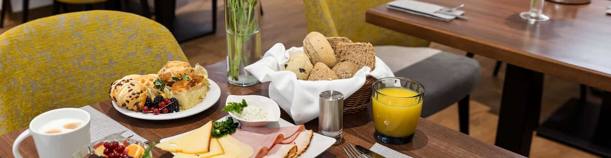 Hotel Rathauspark Wien, a member of Radisson Individuals - Breakfast