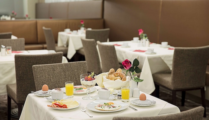 Hotel Schillerpark Linz, a member of Radisson Individuals - Restaurant