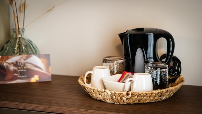 Hotel & Spa des Beaux-Arts Bourges, a member of Radisson Individuals - Guest Room amenities