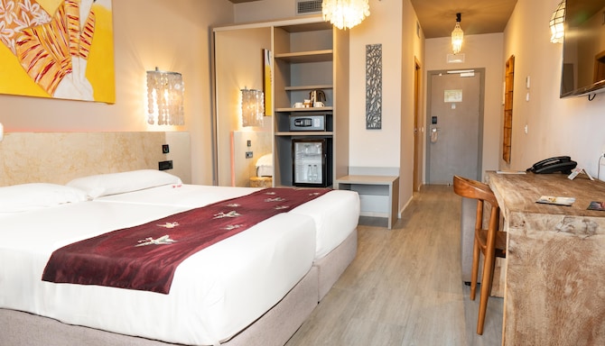 Hotel Tarifa Lances, a member of Radisson Individuals - Standard Room