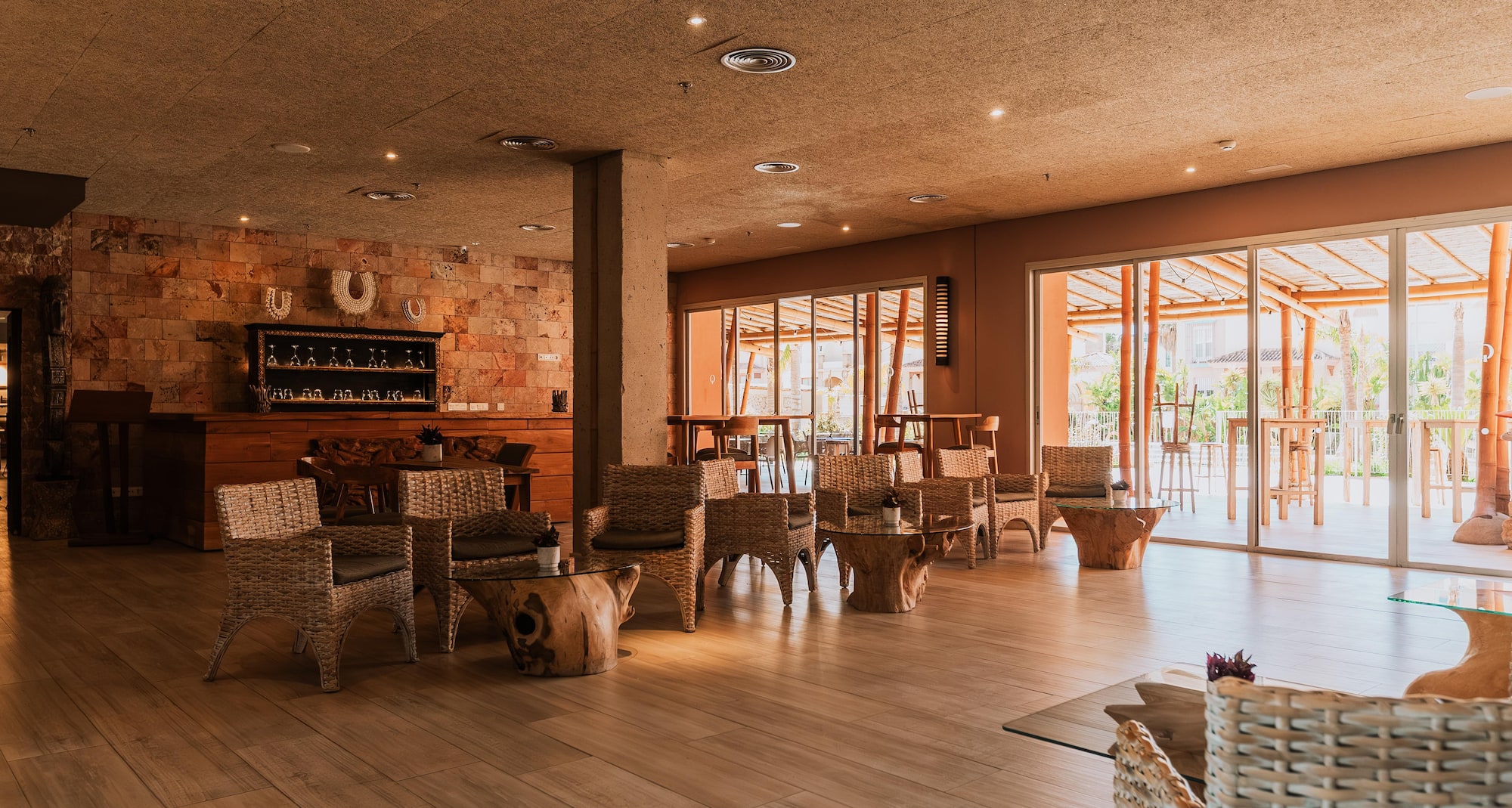 Hotel Tarifa Lances, a member of Radisson Individuals - Vista del vestíbulo