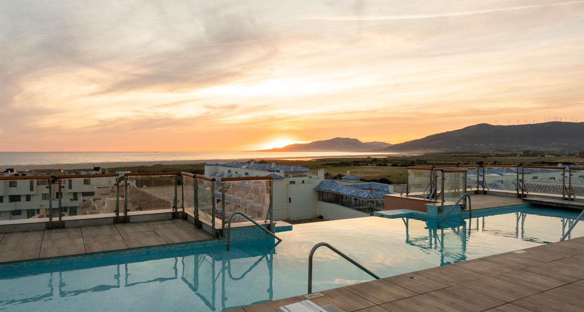Hotel Tarifa Lances, a member of Radisson Individuals - Infinity pool
