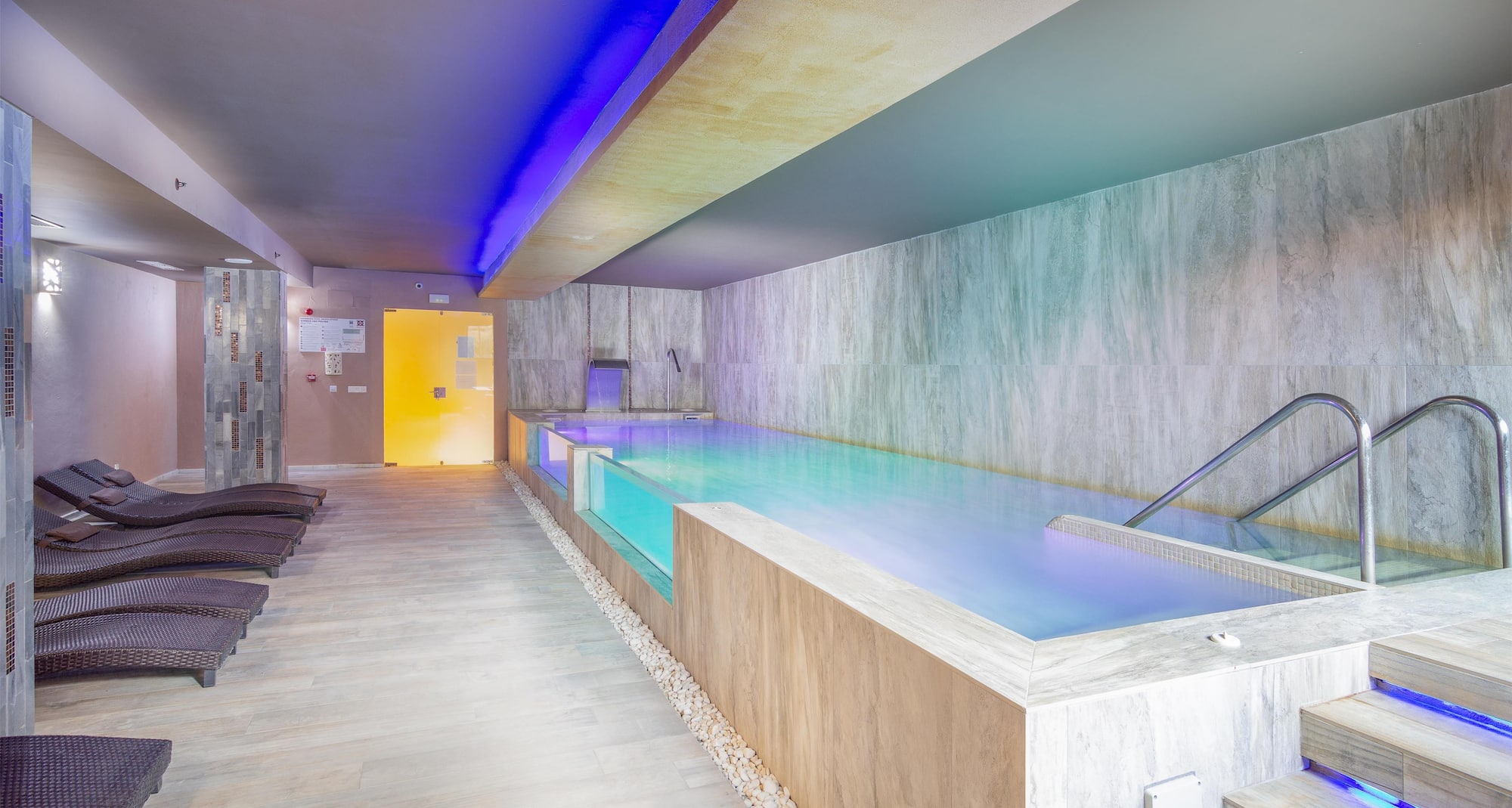 Hotel Tarifa Lances, a member of Radisson Individuals - Spa pool