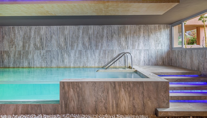 Hotel Tarifa Lances, a member of Radisson Individuals - Spa pool