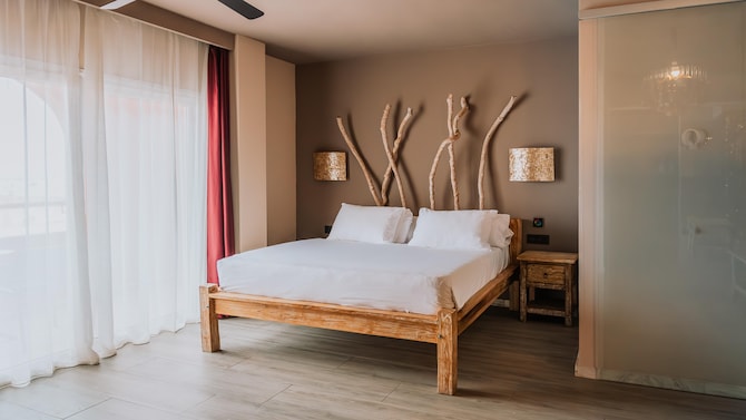 Hotel Tarifa Lances, a member of Radisson Individuals - Suite