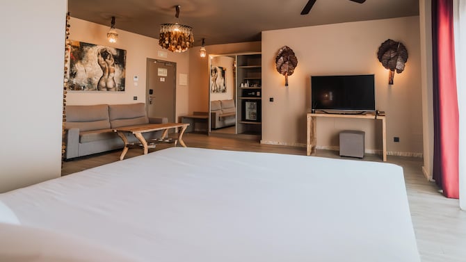 Hotel Tarifa Lances, a member of Radisson Individuals - Suite