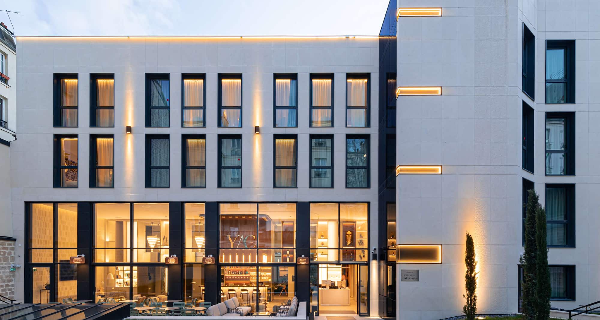 Hotel Yac Paris Clichy, a member of Radisson Individuals - Exterior Hotel