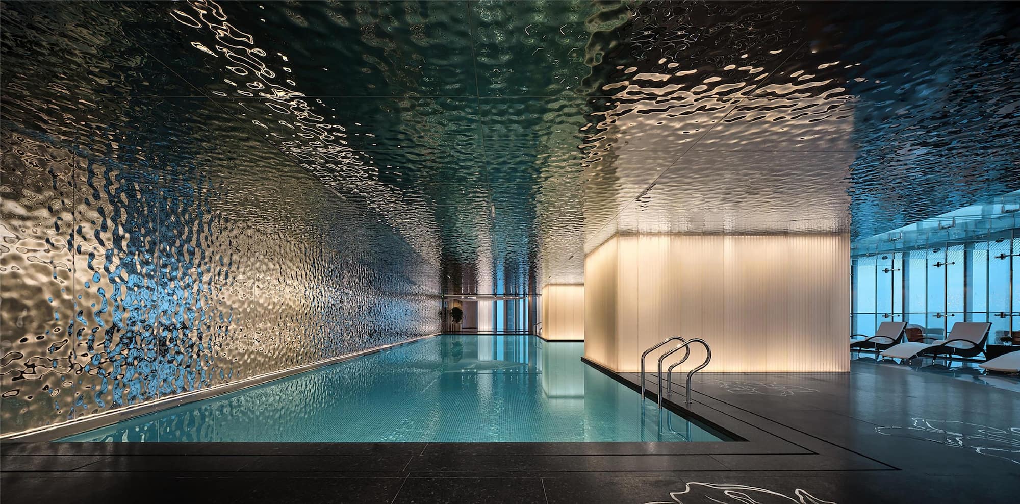 上海中心J酒店 - J Hotel Shanghai Tower - Swimming Pool