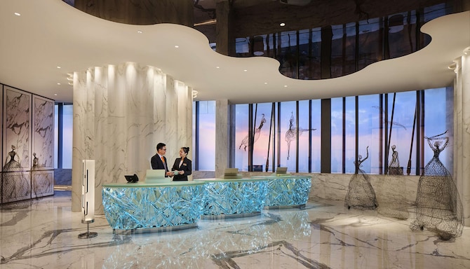上海中心J酒店 - J Hotel Shanghai Tower - 101F Reception