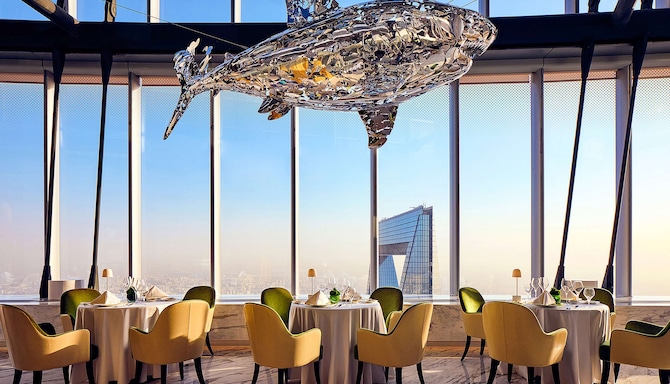 上海中心J酒店 - J Hotel Shanghai Tower - 101F Centouno Restaurant Dining Area