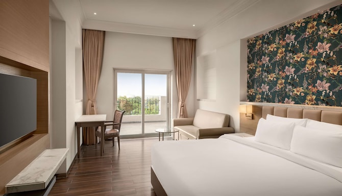 Jasraj Palace Yavatmal Hotel, a member of Radisson Individuals - Superior Room