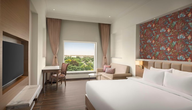 Jasraj Palace Yavatmal Hotel, a member of Radisson Individuals - Standard Room