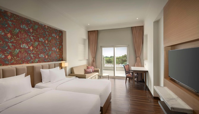 Jasraj Palace Yavatmal Hotel, a member of Radisson Individuals - Superior Room