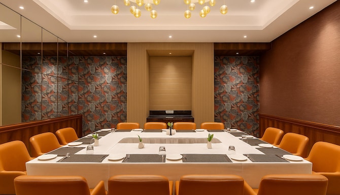 Jasraj Palace Yavatmal Hotel, a member of Radisson Individuals - Private Dining Room Recreation