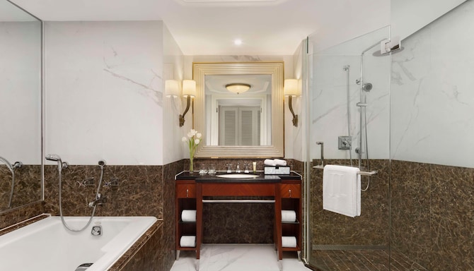 上海锦江饭店 - Jin Jiang Hotel Shanghai - Cathay Garden Deluxe Room