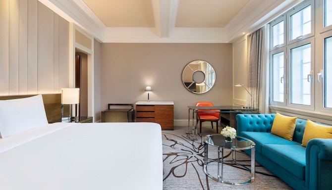 上海锦江饭店 - Jin Jiang Hotel Shanghai - Cathay Building Premier Deluxe Room