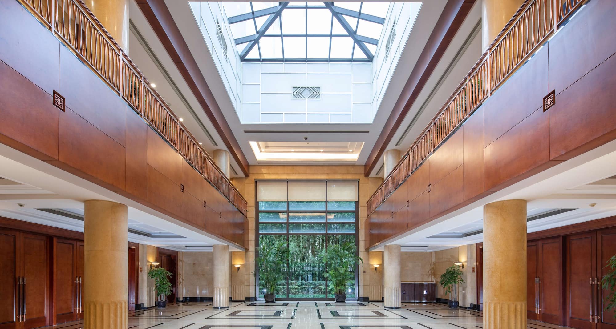 上海锦江饭店 - Jin Jiang Hotel Shanghai - Jin Jiang Grand Hall Lobby