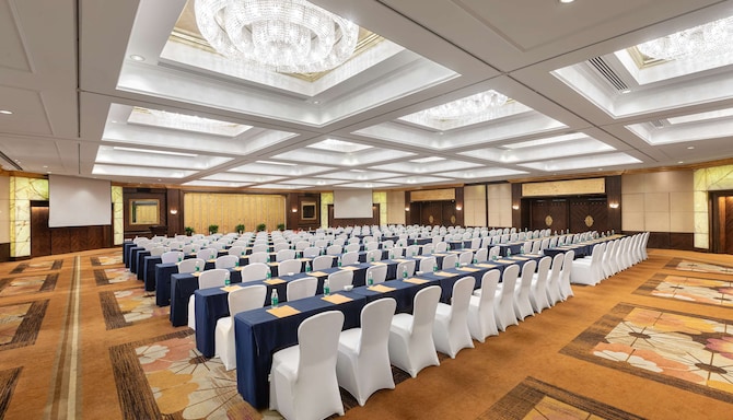 White Magnolia Banquet Hall