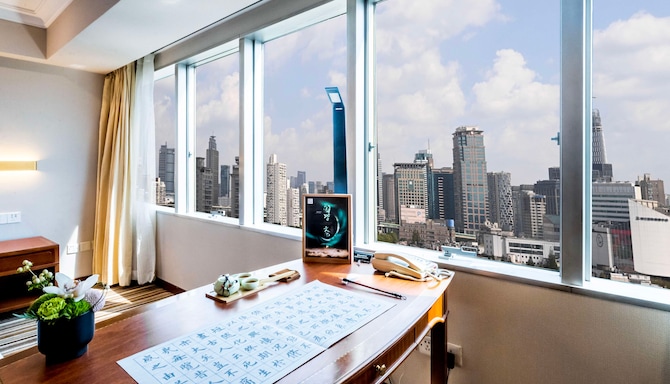 上海新锦江大酒店 - Jin Jiang Tower, Shanghai - 客房/住宿